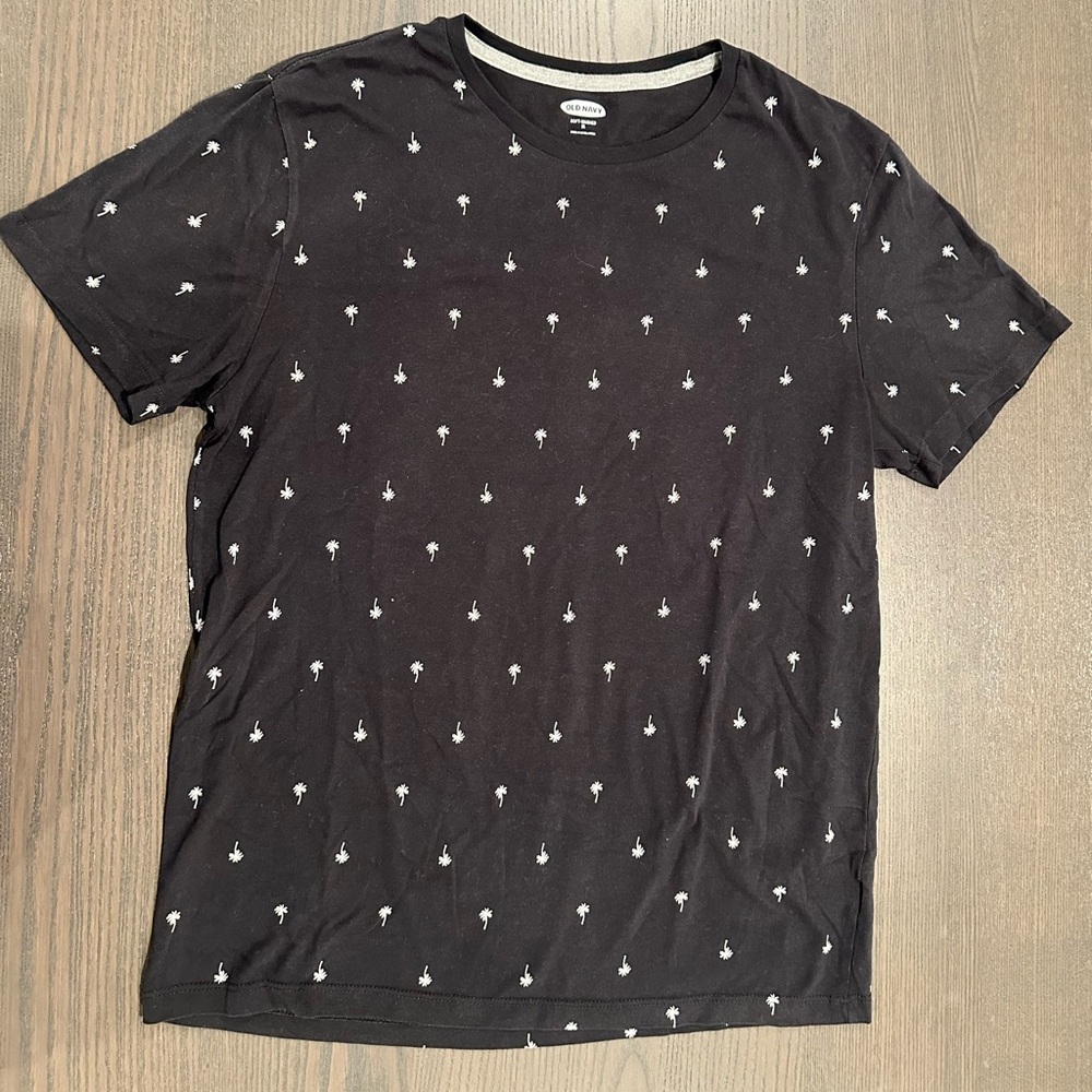 Old Navy Black Shirt with White Palm Print